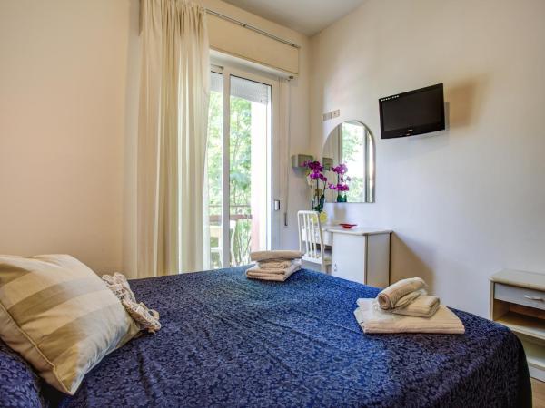 Hotel Tiziana : photo 9 de la chambre chambre double ou lits jumeaux