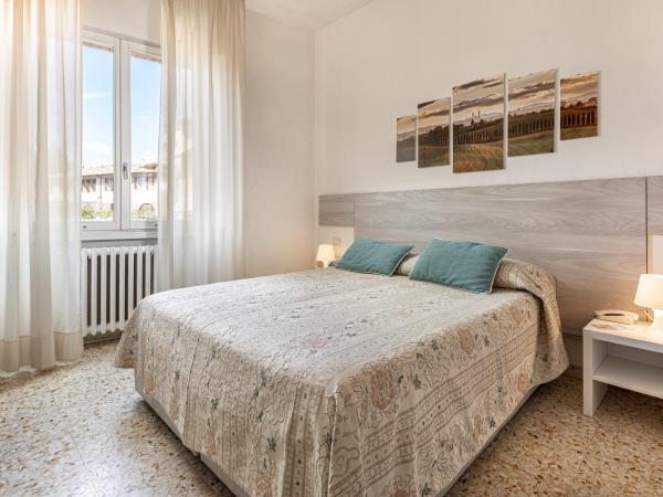 Hotel Minerva : photo 4 de la chambre chambre double Économique