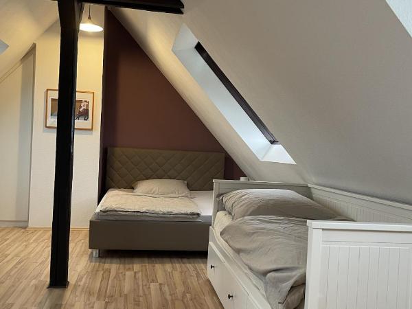 Einzel-Apartment Düsseldorf Oberkassel : photo 7 de la chambre appartement avec douche