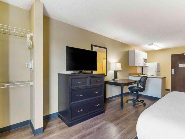 Extended Stay America Select Suites - Tampa - North - USF - Attractions : photo 3 de la chambre studio lit king-size - non-fumeurs