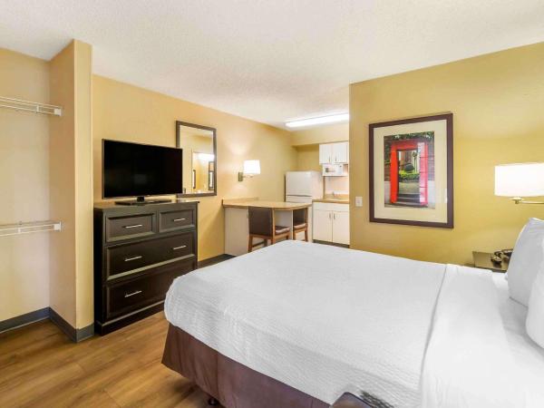 Extended Stay America Suites - Fort Lauderdale - Tamarac : photo 3 de la chambre studio lit queen-size - non-fumeurs