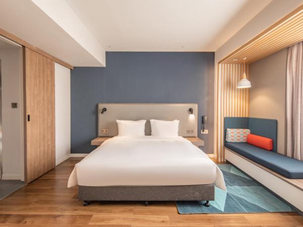 Holiday Inn Express Shanghai Jiading New City, an IHG Hotel : photo 2 de la chambre suite lit king-size