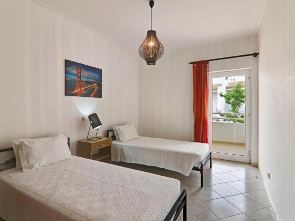 Aldeamento Turistico Aldeia da Galé : photo 8 de la chambre villa 3 chambres