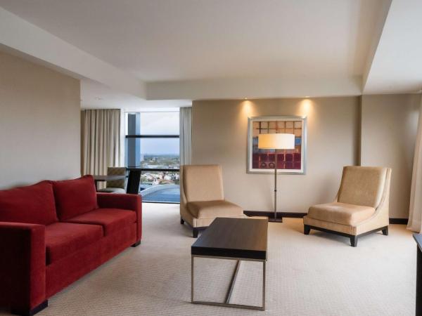 Hilton Mendoza : photo 3 de la chambre one-bedroom executive corner king suite