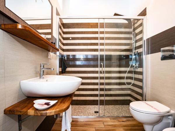 MarLove Siracusa - Private Sea Access - Self-check in : photo 4 de la chambre chambre lit king-size - vue sur mer