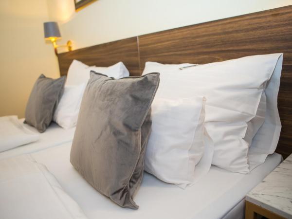 City Pension Stephansplatz I Self Check In : photo 7 de la chambre chambre double classique