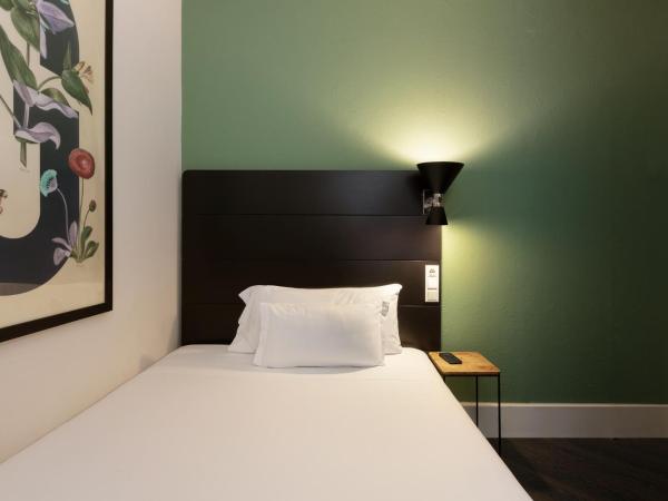 Praktik Garden : photo 2 de la chambre chambre simple