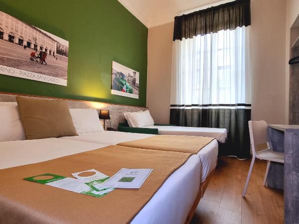 Green Class Hotel Astoria : photo 2 de la chambre chambre triple