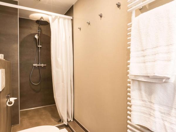 Hotel Bristol : photo 6 de la chambre chambre triple - vue sur mont cervin