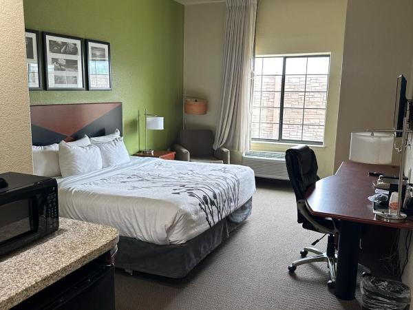 Sleep Inn & Suites at Six Flags : photo 3 de la chambre chambre lit king-size