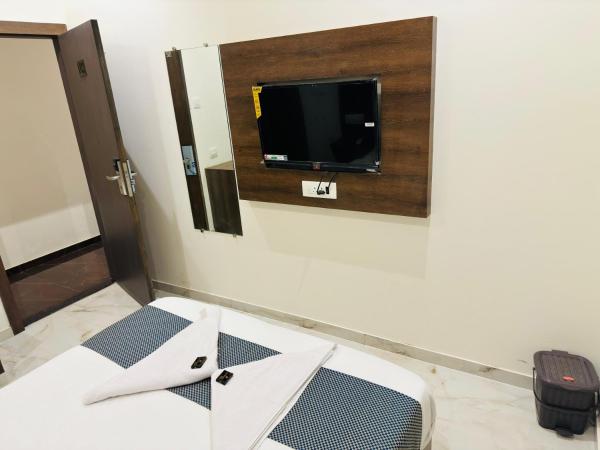 Hotel Amazing - Asalpha Metro Station : photo 6 de la chambre chambre double