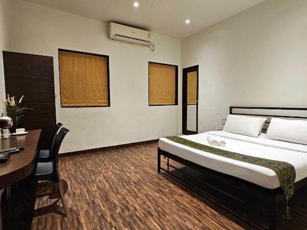 Hotel Kumkum : photo 9 de la chambre chambre deluxe double ou lits jumeaux