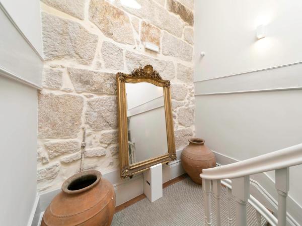 Palácio Fenizia Lux Apartments : photo 9 de la chambre studio avec balcon 