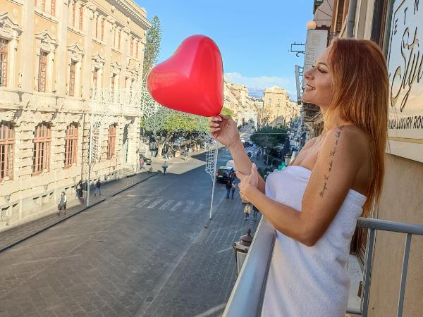 ETNEA STYLE CATANIA LUXURY ROOMS : photo 1 de la chambre chambre exécutive avec 2 lits queen-size