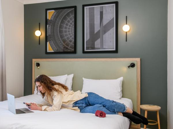 Aparthotel Adagio Paris Buttes Chaumont : photo 8 de la chambre appartement 1 chambre (4 adultes)