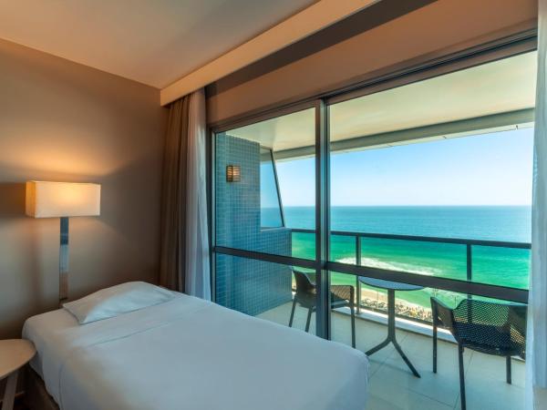 Laghetto Stilo Barra : photo 4 de la chambre chambre triple de luxe avec vue sur la mer