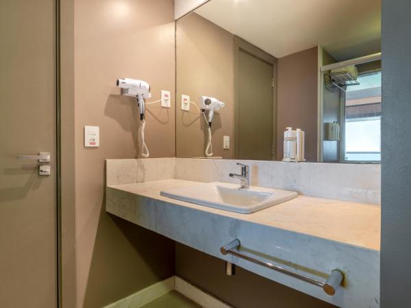 Laghetto Stilo Barra : photo 7 de la chambre chambre triple de luxe avec vue sur la mer