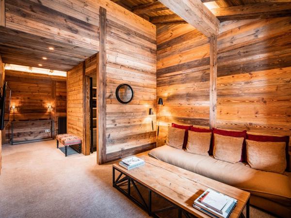 Hôtel LA MOURRA : photo 4 de la chambre suite 2 chambres