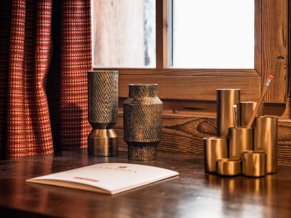 Hôtel LA MOURRA : photo 9 de la chambre suite familiale