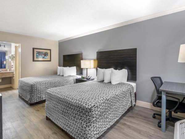 Suburban Studios International Drive : photo 4 de la chambre chambre standard avec 2 lits doubles-non-fumeurs