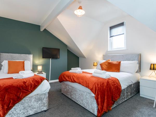 Castlereagh guest House : photo 8 de la chambre chambre triple Économique avec salle de bains commune