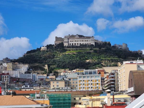 Hotel Bella Capri : photo 5 de la chambre chambre double ou lits jumeaux - vue latérale sur mer