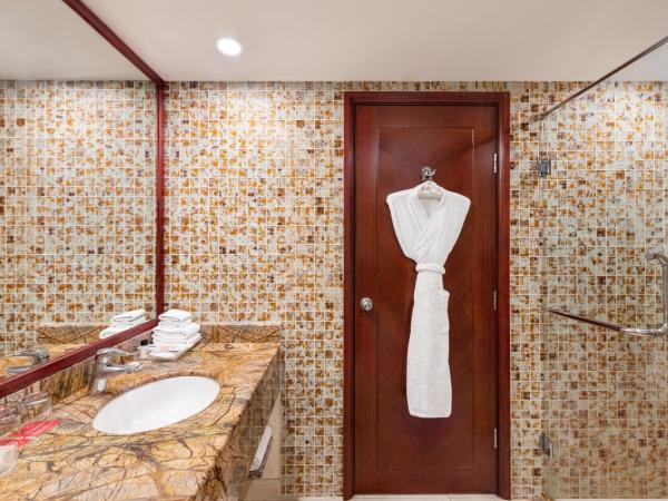 Ramada by Wyndham Jaipur Jaisinghpura : photo 3 de la chambre premium deluxe twin room - non-smoking