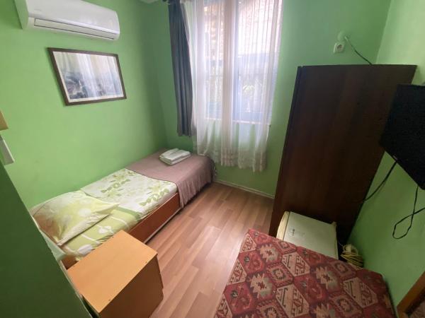 Camel Hotel & Apart : photo 1 de la chambre chambre simple avec salle de bains privative