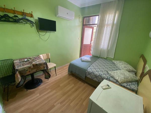 Camel Hotel & Apart : photo 4 de la chambre chambre double avec salle de bains privative