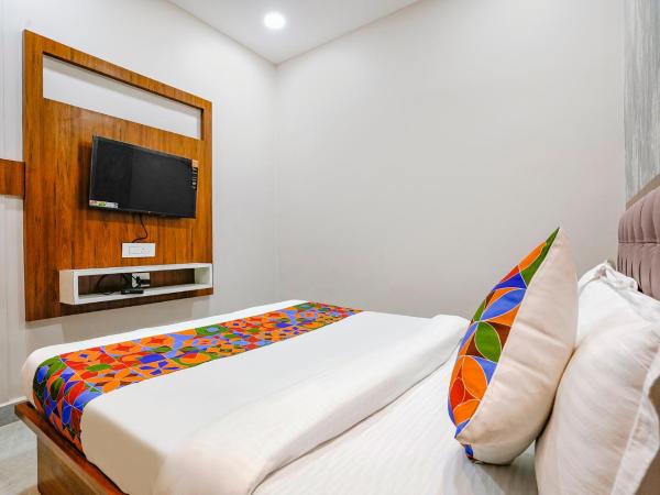 Hotel Affari : photo 2 de la chambre chambre double avec salle de bains privative