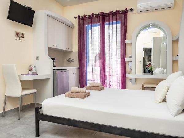 Lefkes Studios : photo 2 de la chambre chambre triple basique