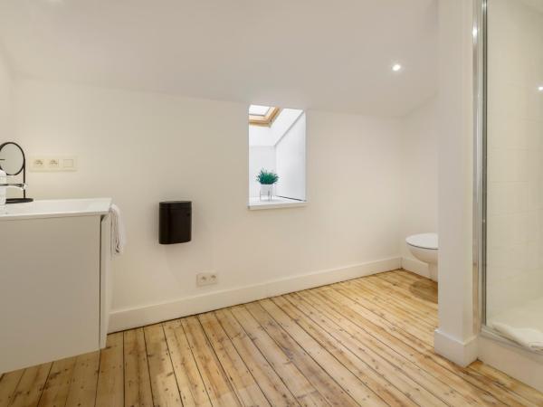 Our Bird's Nest in the Heart of Antwerp : photo 2 de la chambre chambre double avec salle de bains privative extérieure