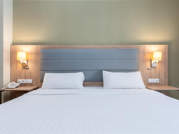 Akeah Verdi Budapest : photo 3 de la chambre chambre double ou lits jumeaux supérieure