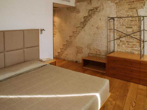 Locanda Ponte Dante : photo 4 de la chambre chambre double