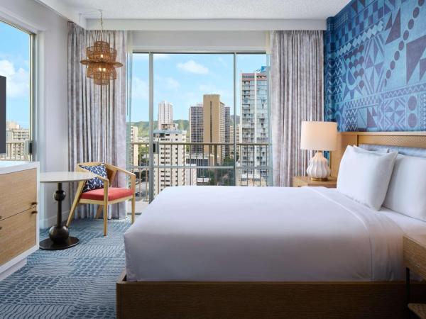 OHANA Waikiki East by OUTRIGGER : photo 4 de la chambre studio avec kitchenette et 1 lit queen-size