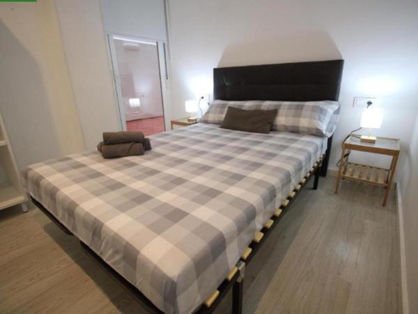 Tus Habitaciones en Ruzafa : photo 1 de la chambre petite chambre double