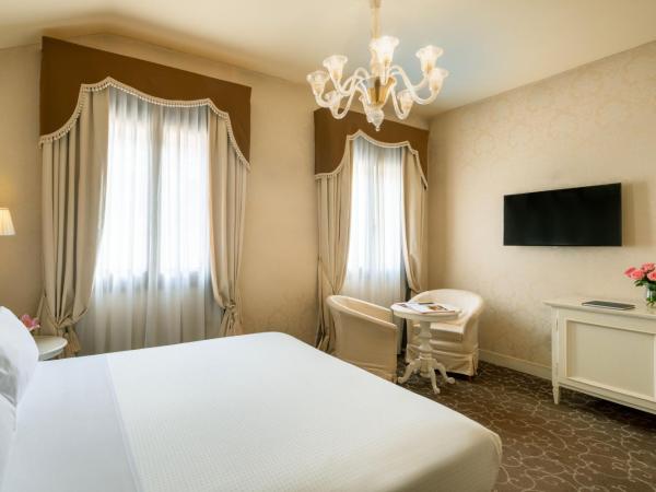 Residenza Venezia | UNA Esperienze : photo 6 de la chambre chambre double supérieure avec lit d’appoint