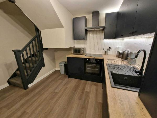 Vere Apartments : photo 1 de la chambre chambre double avec salle de bains privative