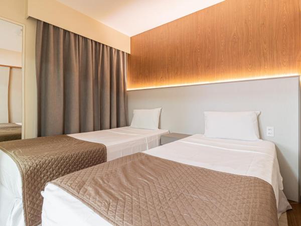 H4 Fortune Jardins : photo 1 de la chambre chambre standard - lits jumeaux