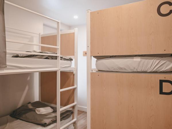 Auberge Saintlo Montréal Hostel : photo 8 de la chambre lit dans dortoir mixte de 10 lits