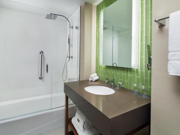 The Westin San Diego Gaslamp Quarter : photo 3 de la chambre chambre traditionnelle avec 1 lit king-size