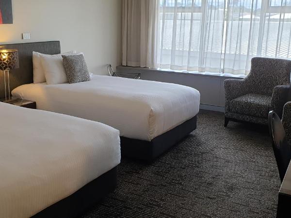 Calamvale Hotel Suites and Conference Centre : photo 7 de la chambre chambre lits jumeaux exécutive