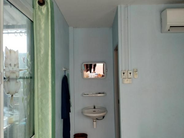 Canaan guesthouse : photo 2 de la chambre chambre double supérieure avec climatisation 