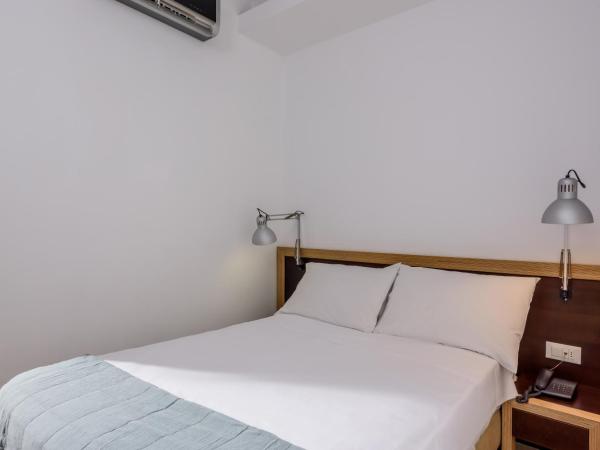 Iraklion Hotel : photo 5 de la chambre chambre simple