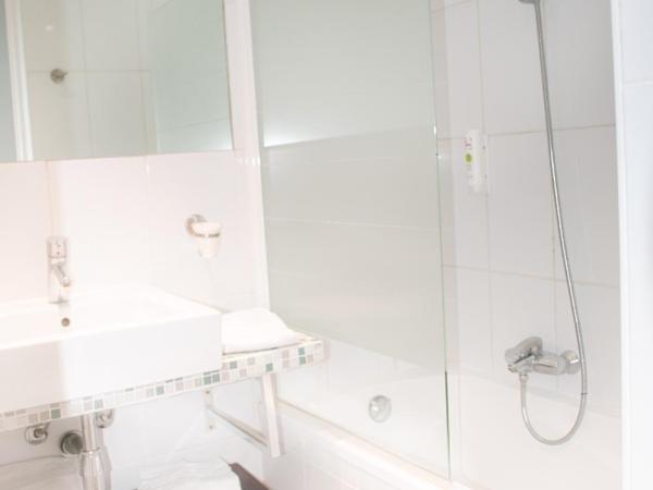 Tiercé Hotel : photo 1 de la chambre chambre triple standard