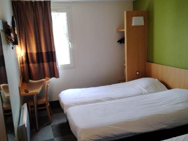 Hotel Inn Design Montluçon : photo 3 de la chambre chambre triple standard