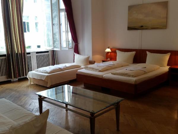 Hotel Pension Kima : photo 2 de la chambre chambre quadruple