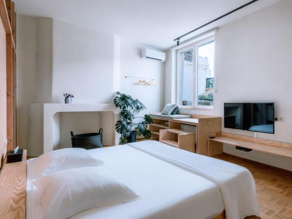 Violet Suites : photo 7 de la chambre chambre deluxe double ou lits jumeaux