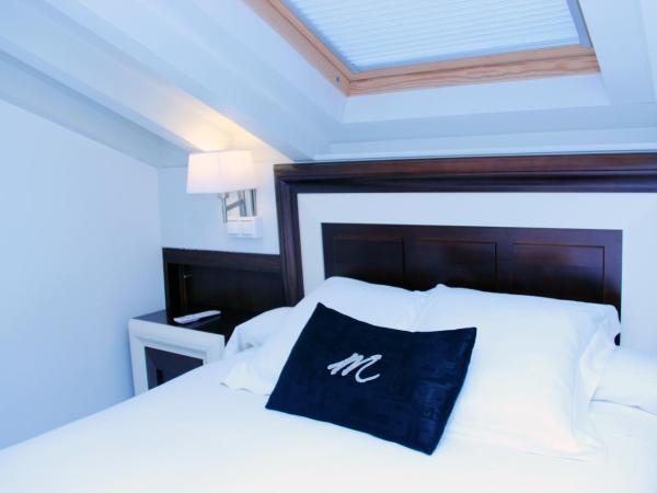 Hotel Montenegro Compostela : photo 1 de la chambre chambre avec 2 lits doubles (4 adultes)