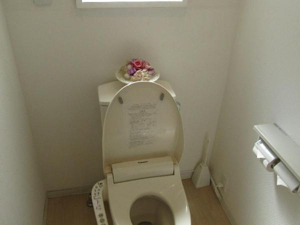 Hanmadang : photo 10 de la chambre chambre lits jumeaux avec salle de bains commune